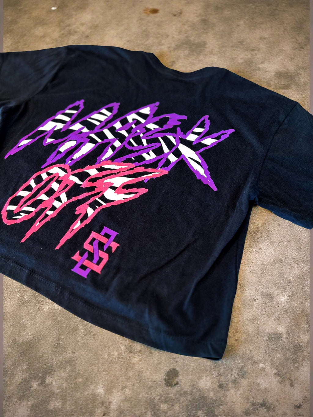 “MASK OFF” Women’s Crop Tee