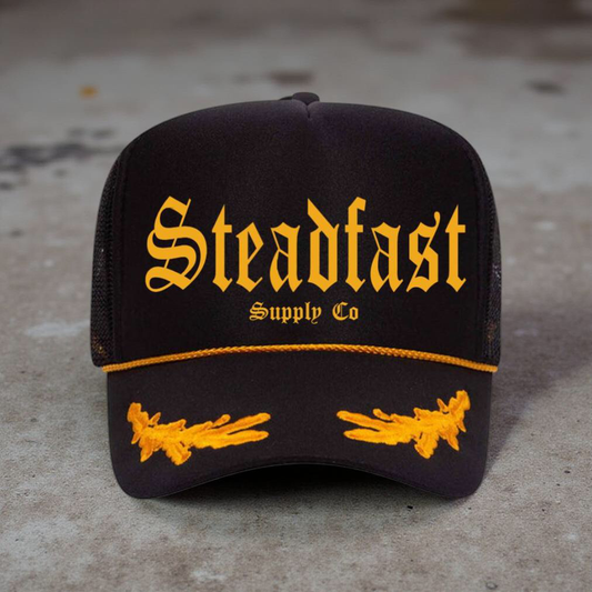 “CAPTAIN” Women’s Trucker Hat